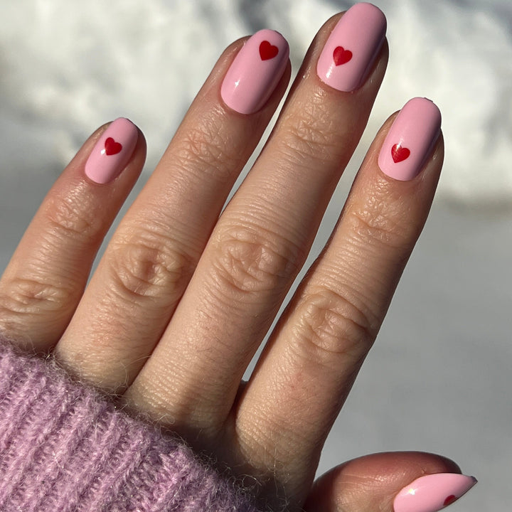 The best heart nail art designs for beginners - Alice Hope